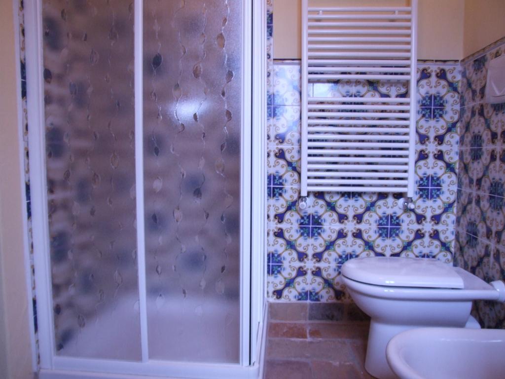 B&B Coco Loco Sesto Calende Pokoj fotografie